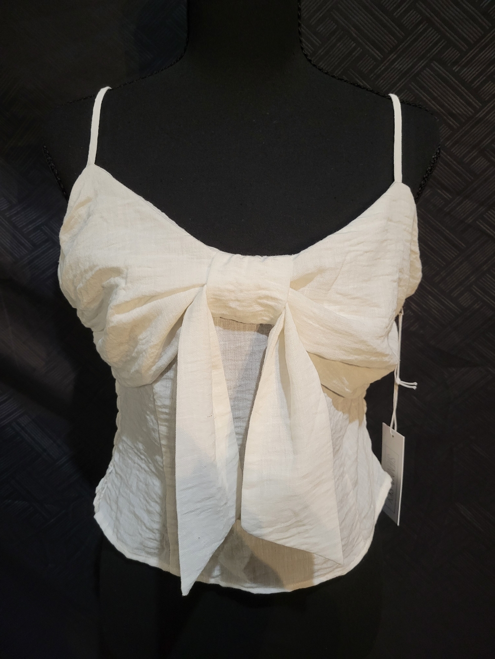 NWT Sienna Sky Large White Bow Front Crop Top concert festival party summer
